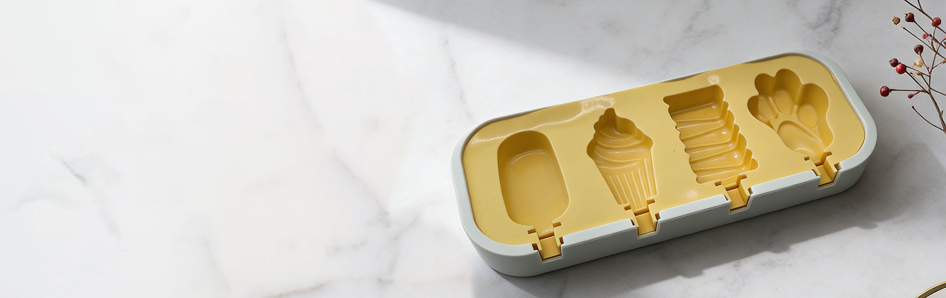 Different Shaped Popsicle Silicone Molds With Lid And Stick